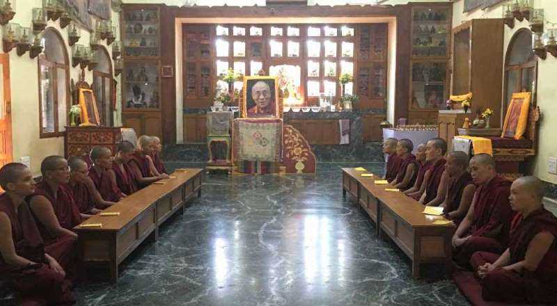 puja nuns yulo koepa 1