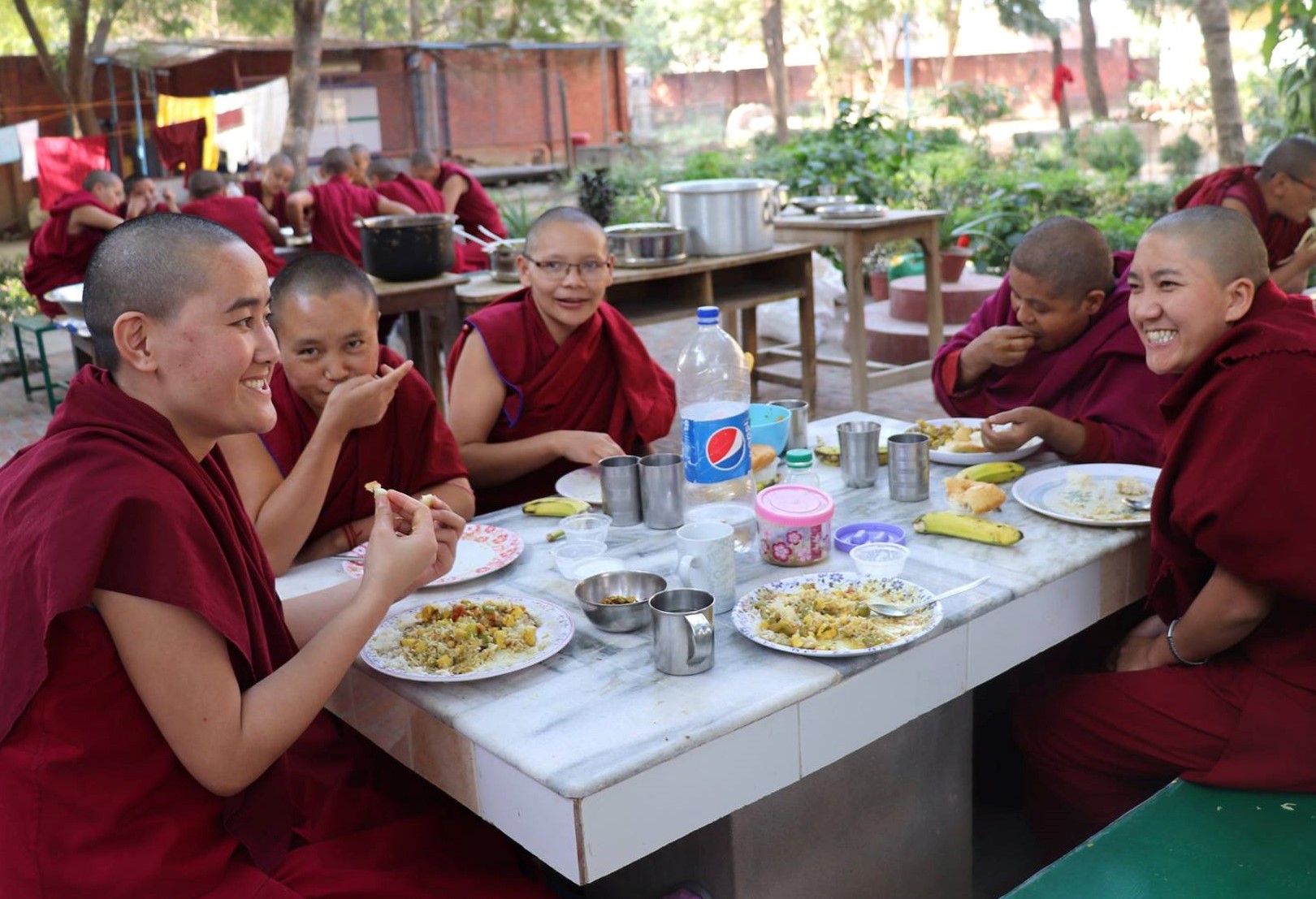 yk lunch in the garden